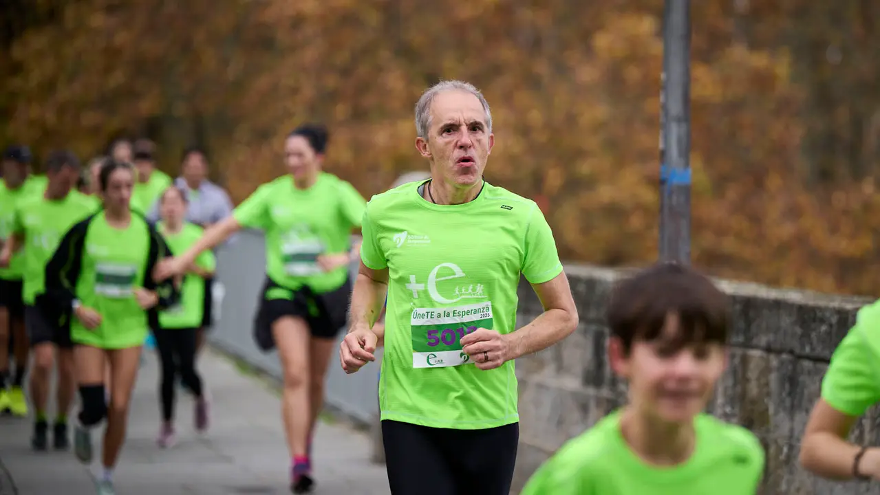 VII Carrera Popular Solidaria '+e', organizada por el Teléfono de la Esperanza de Navarra. PABLO LASAOSA