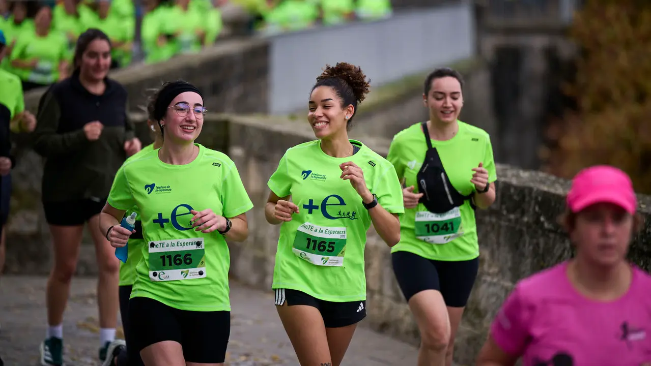 VII Carrera Popular Solidaria '+e', organizada por el Teléfono de la Esperanza de Navarra. PABLO LASAOSA