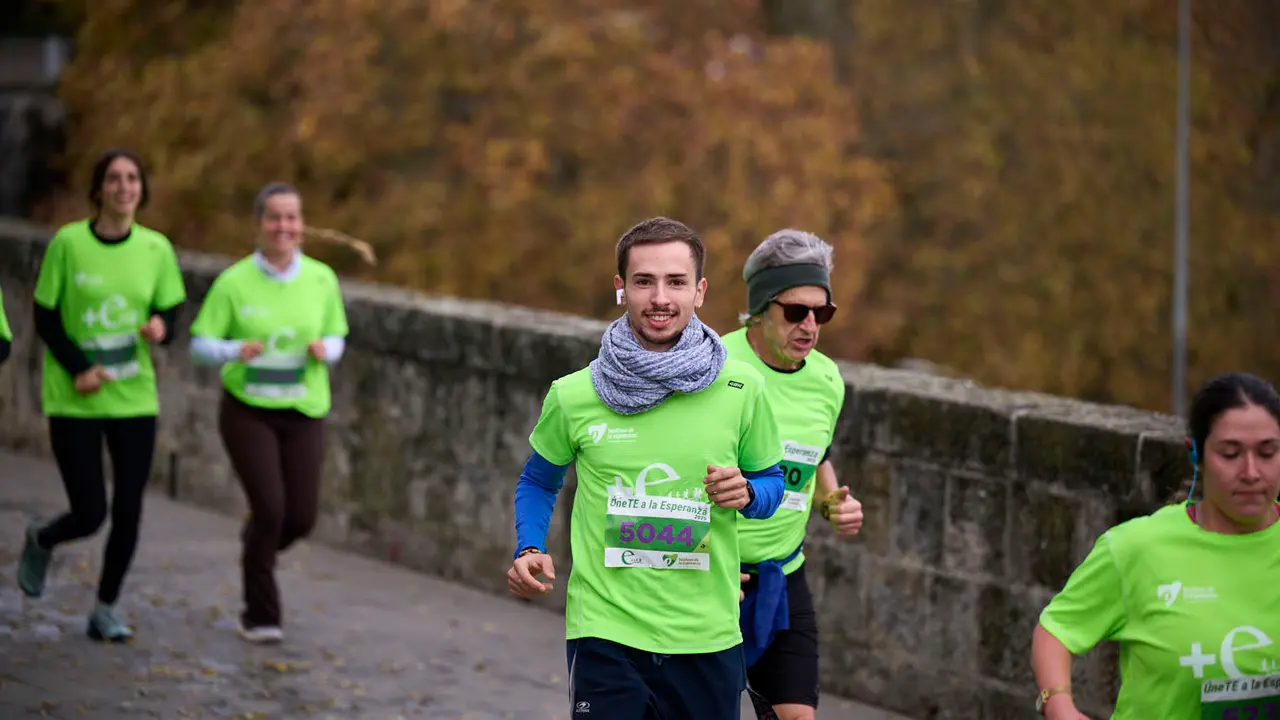 VII Carrera Popular Solidaria '+e', organizada por el Teléfono de la Esperanza de Navarra. PABLO LASAOSA