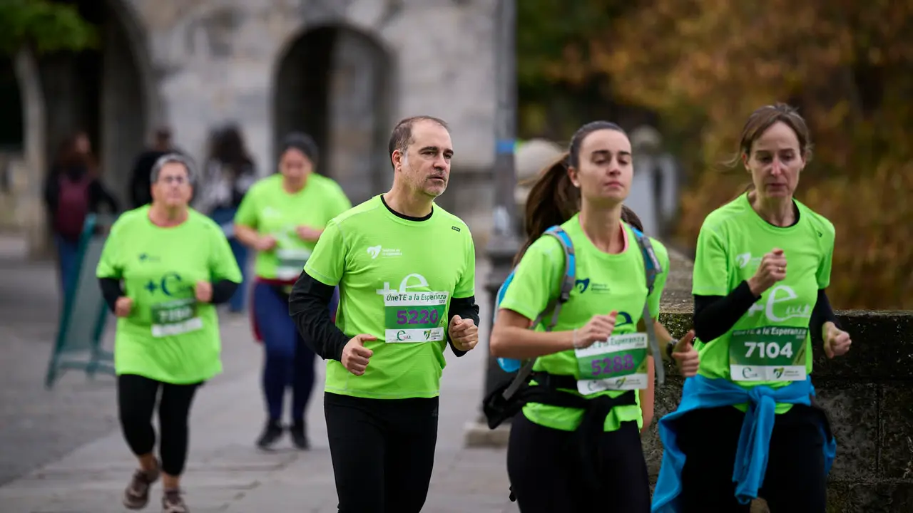 VII Carrera Popular Solidaria '+e', organizada por el Teléfono de la Esperanza de Navarra. PABLO LASAOSA