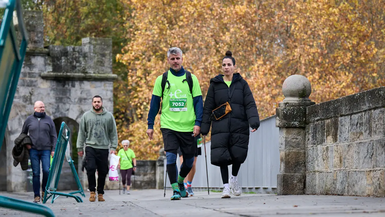 VII Carrera Popular Solidaria '+e', organizada por el Teléfono de la Esperanza de Navarra. PABLO LASAOSA