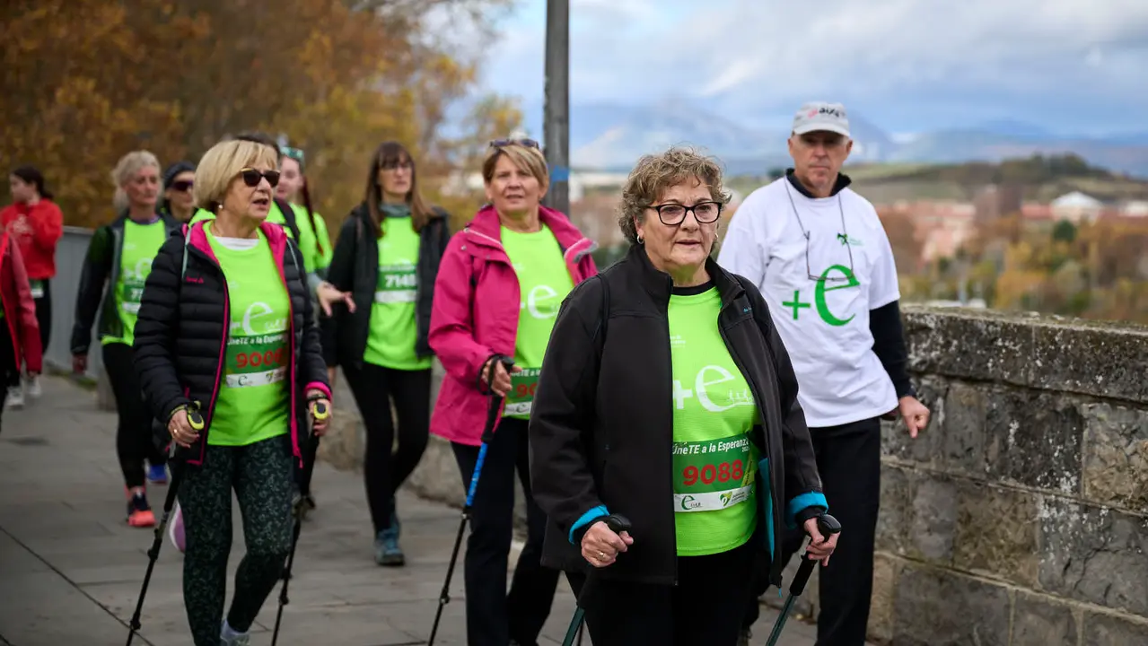 VII Carrera Popular Solidaria '+e', organizada por el Teléfono de la Esperanza de Navarra. PABLO LASAOSA