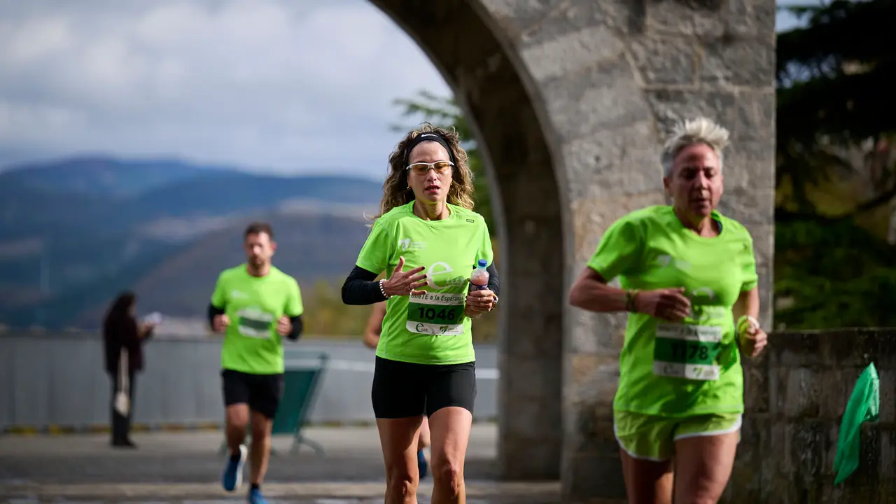VII Carrera Popular Solidaria '+e', organizada por el Teléfono de la Esperanza de Navarra. PABLO LASAOSA