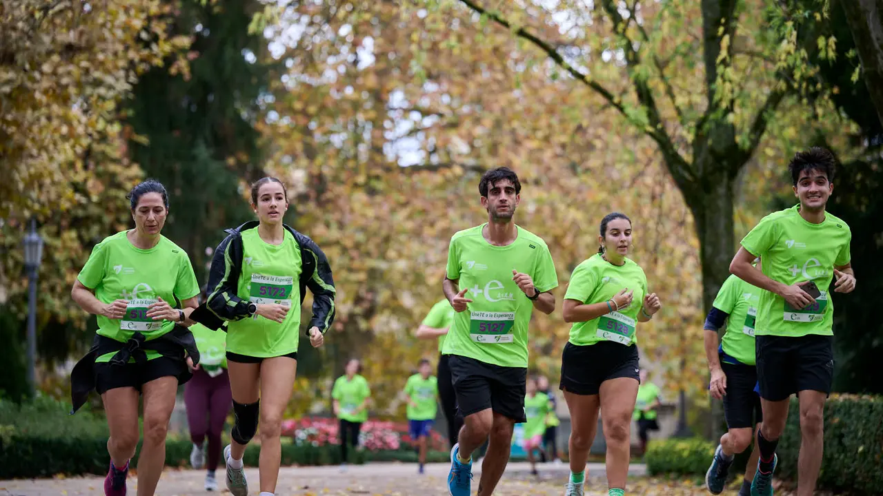 VII Carrera Popular Solidaria '+e', organizada por el Teléfono de la Esperanza de Navarra. PABLO LASAOSA