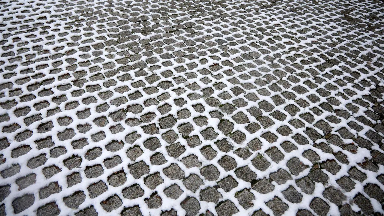 Nieve en Pamplona. IÑIGO ALZUGARAY