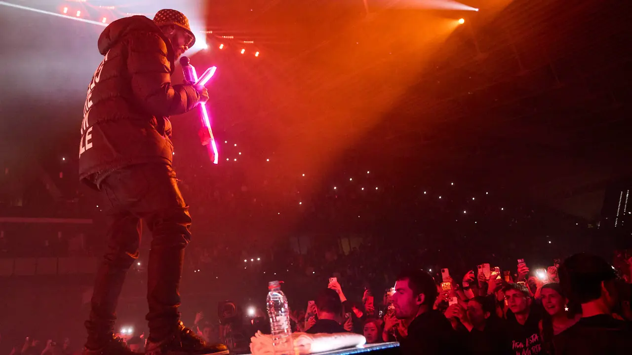 Concierto del cantante y compositor puertorriqueño de reguetón y trap latino Anuel AA en el pabellón Navarra Arena de Pamplona dentro de su gira Europe Tour 2025. IÑIGO ALZUGARAY