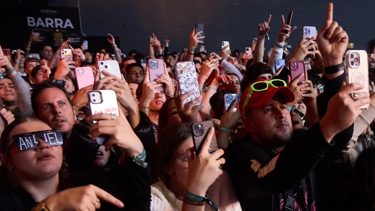 Concierto del cantante y compositor puertorriqueño de reguetón y trap latino Anuel AA en el pabellón Navarra Arena de Pamplona dentro de su gira Europe Tour 2025. IÑIGO ALZUGARAY