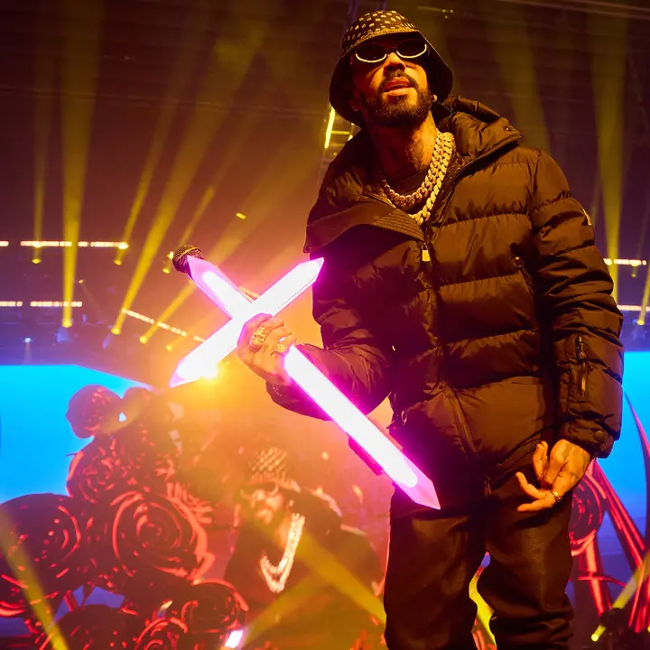 Concierto del cantante y compositor puertorriqueño de reguetón y trap latino Anuel AA en el pabellón Navarra Arena de Pamplona dentro de su gira Europe Tour 2025. IÑIGO ALZUGARAY