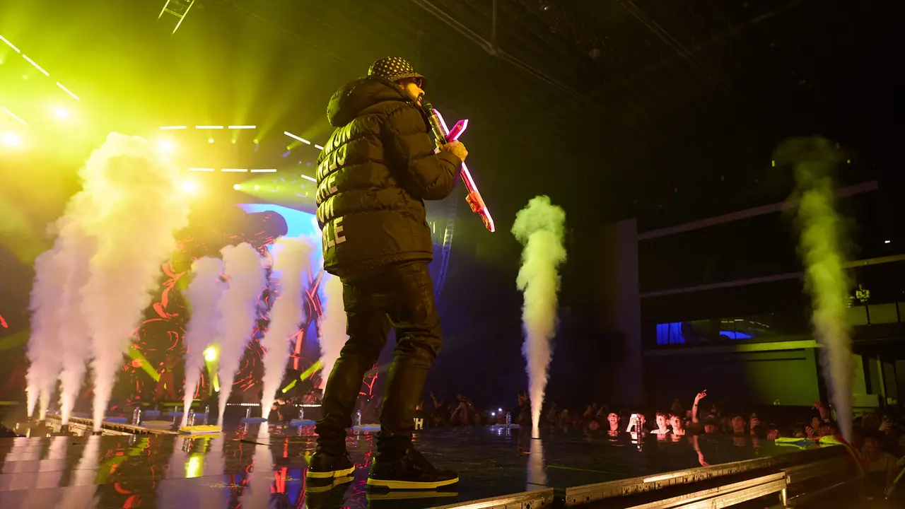 Concierto del cantante y compositor puertorriqueño de reguetón y trap latino Anuel AA en el pabellón Navarra Arena de Pamplona dentro de su gira Europe Tour 2025. IÑIGO ALZUGARAY