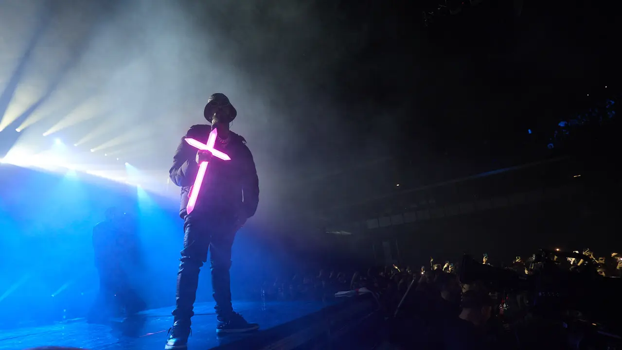 Concierto del cantante y compositor puertorriqueño de reguetón y trap latino Anuel AA en el pabellón Navarra Arena de Pamplona dentro de su gira Europe Tour 2025. IÑIGO ALZUGARAY