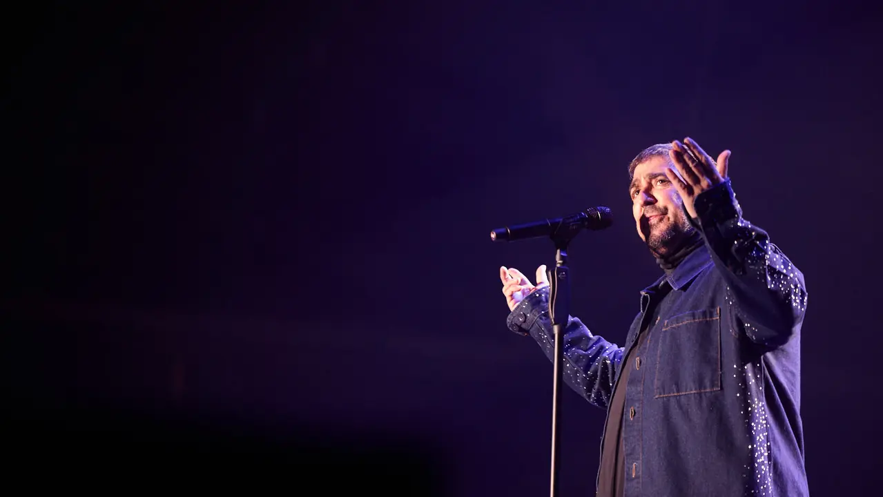 Concierto de Antonio Orozco en el Pabellón Navarra Arena de Pamplona dentro de su tour 'La Gira de Mi Vida' con la que el cantante y compositor conmemora sus 25 años de trayectoria musical. IÑIGO ALZUGARAY