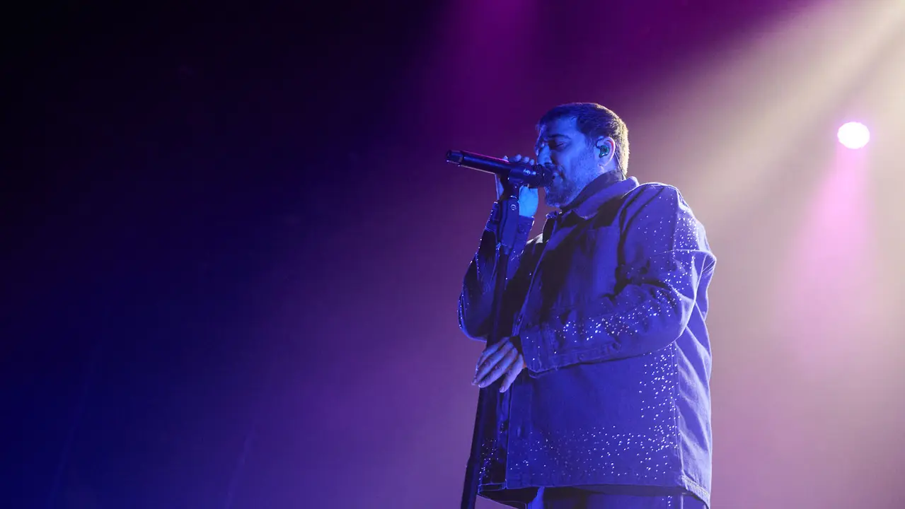 Concierto de Antonio Orozco en el Pabellón Navarra Arena de Pamplona dentro de su tour 'La Gira de Mi Vida' con la que el cantante y compositor conmemora sus 25 años de trayectoria musical. IÑIGO ALZUGARAY