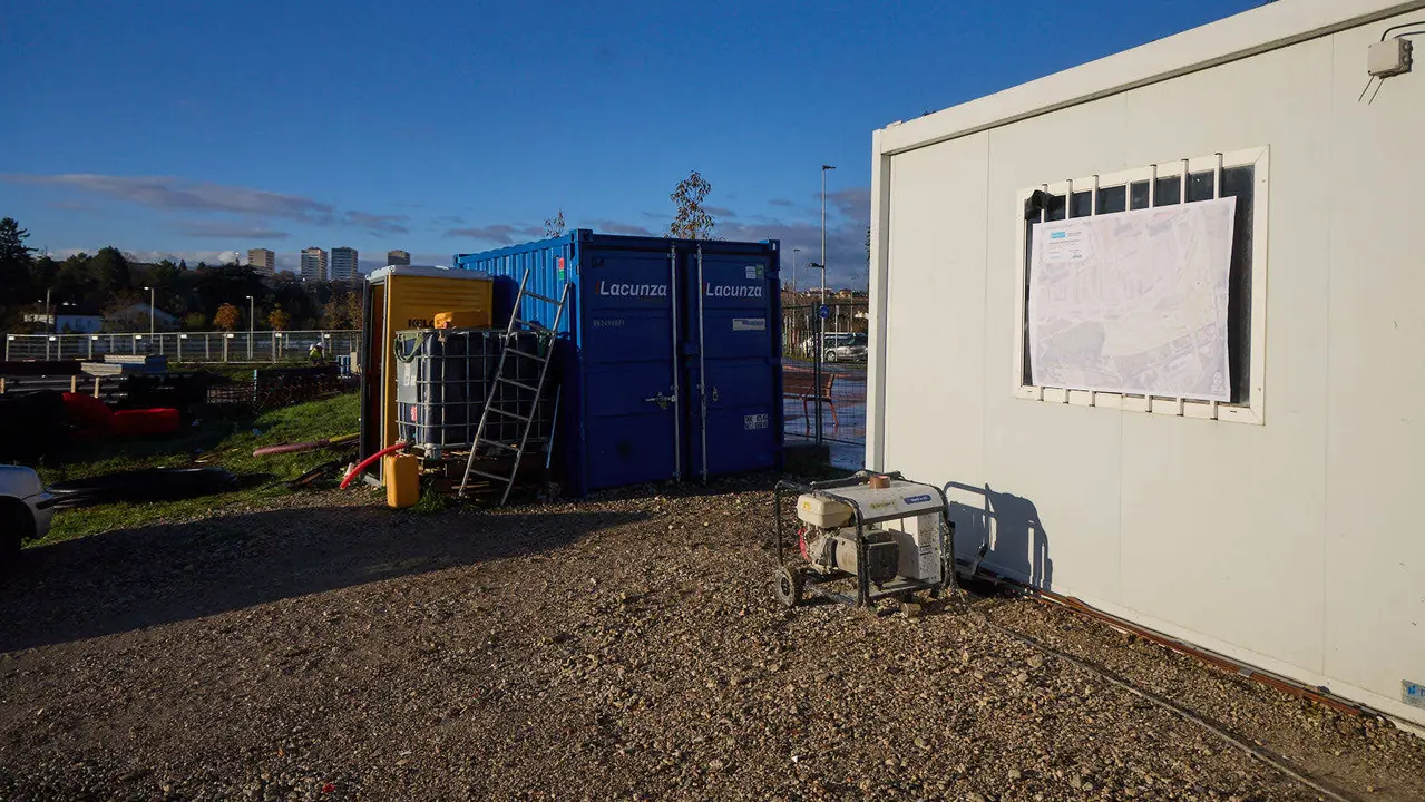 La Gerencia y la Comisión de Urbanismo del Ayuntamiento de Pamplona visitan las obras de la fase 3.1 del parque de Magdalena. IÑIGO ALZUGARAY
