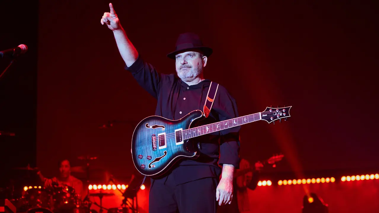 Concierto de los Pecos en el pabellón Navarra Arena dentro de su gira ' Dos Voces y Una Historia'. IÑIGO ALZUGARAY