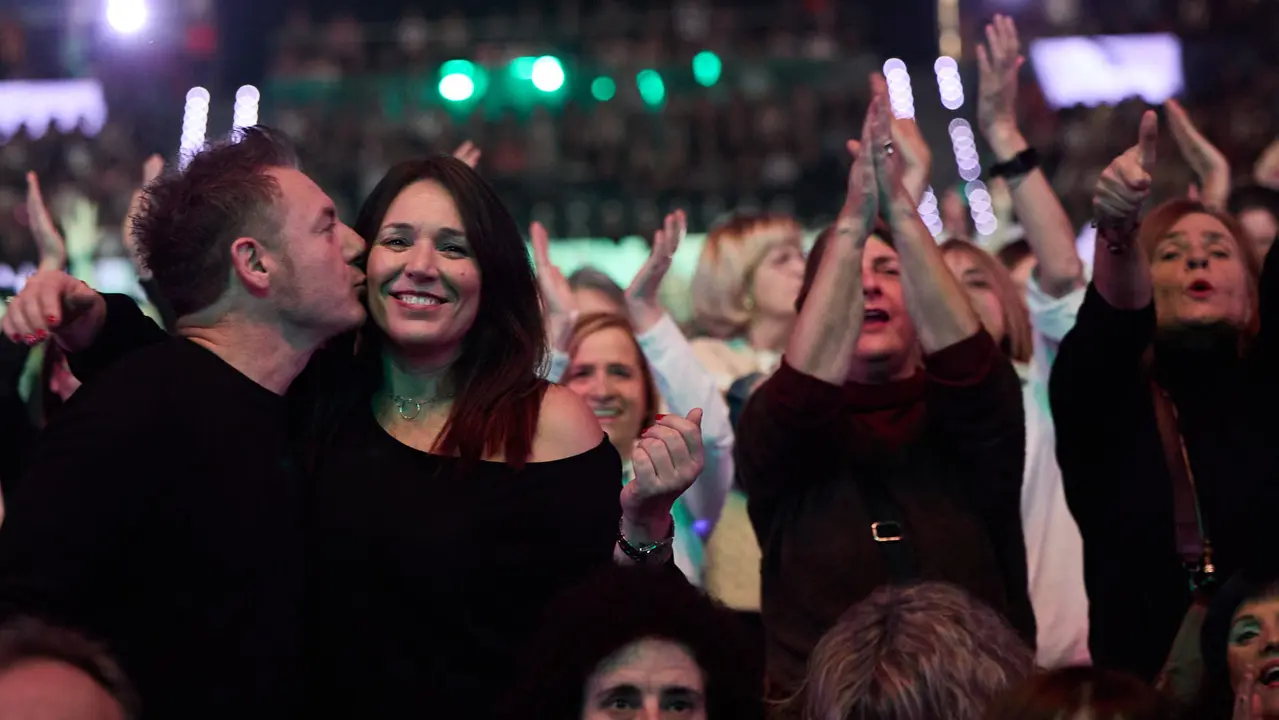 Concierto de los Pecos en el pabellón Navarra Arena dentro de su gira ' Dos Voces y Una Historia'. IÑIGO ALZUGARAY