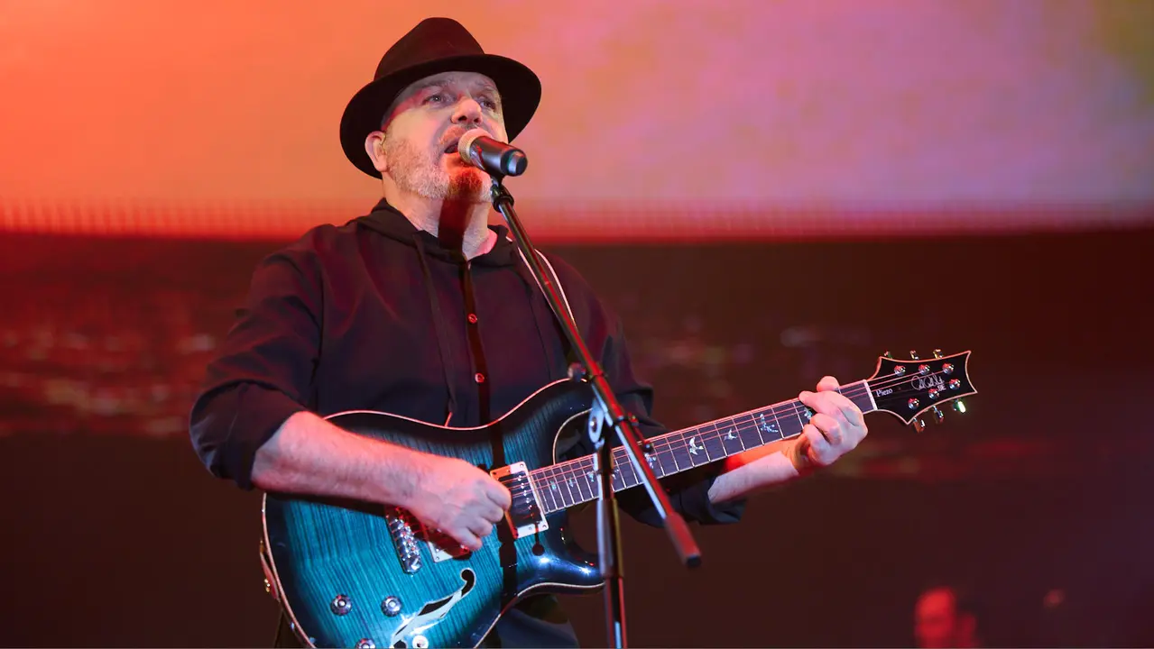 Concierto de los Pecos en el pabellón Navarra Arena dentro de su gira ' Dos Voces y Una Historia'. IÑIGO ALZUGARAY