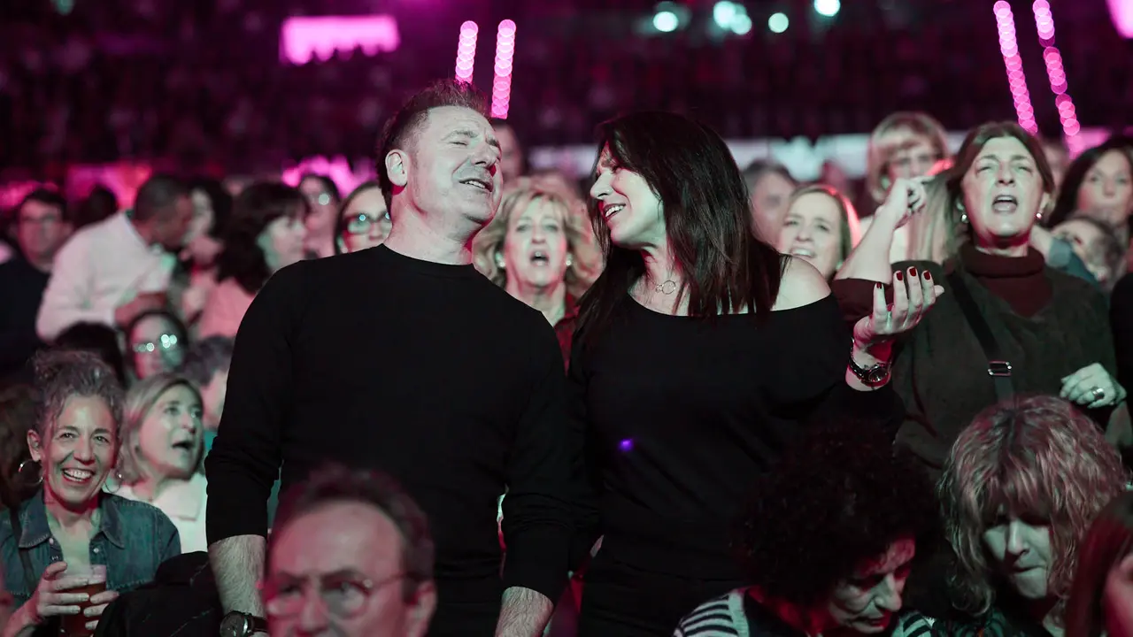 Concierto de los Pecos en el pabellón Navarra Arena dentro de su gira ' Dos Voces y Una Historia'. IÑIGO ALZUGARAY