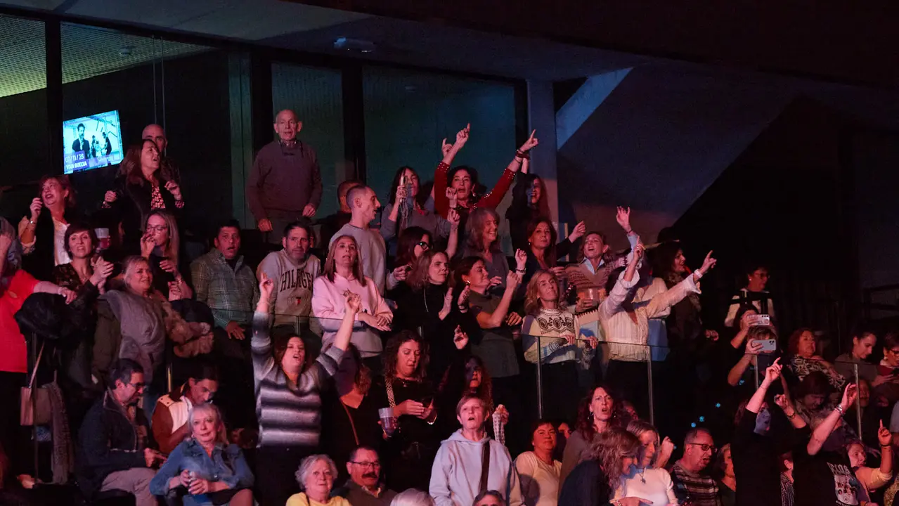 Concierto de los Pecos en el pabellón Navarra Arena dentro de su gira ' Dos Voces y Una Historia'. IÑIGO ALZUGARAY