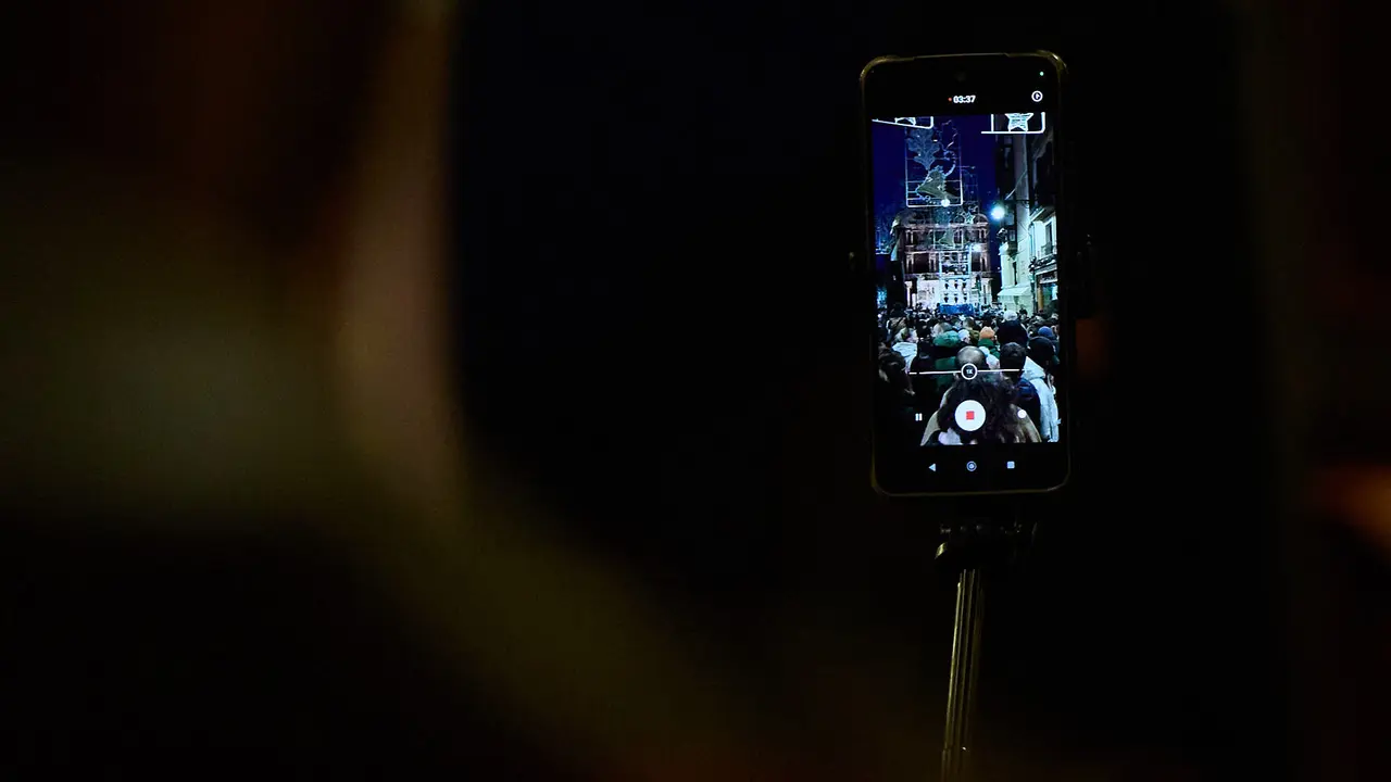 Encendido de las luces navideñas en Pamplona. IÑIGO ALZUGARAY