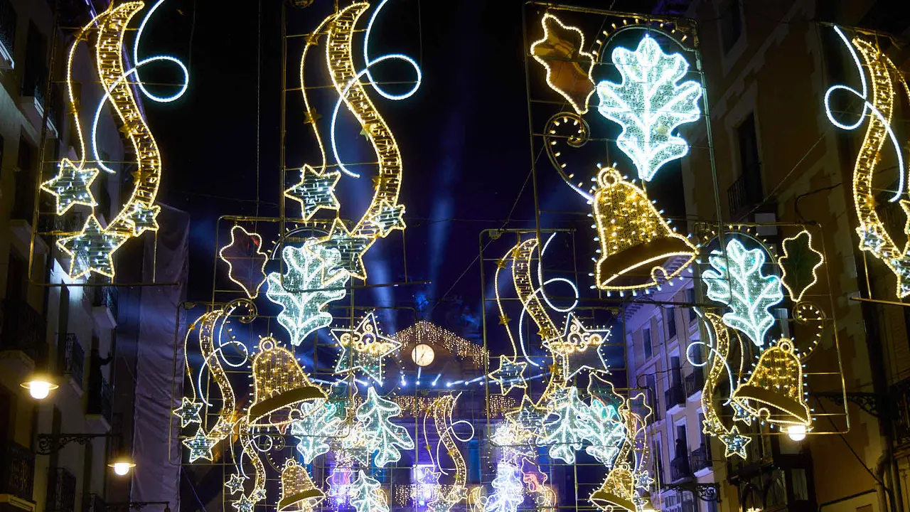 Encendido de las luces navideñas en Pamplona. IÑIGO ALZUGARAY