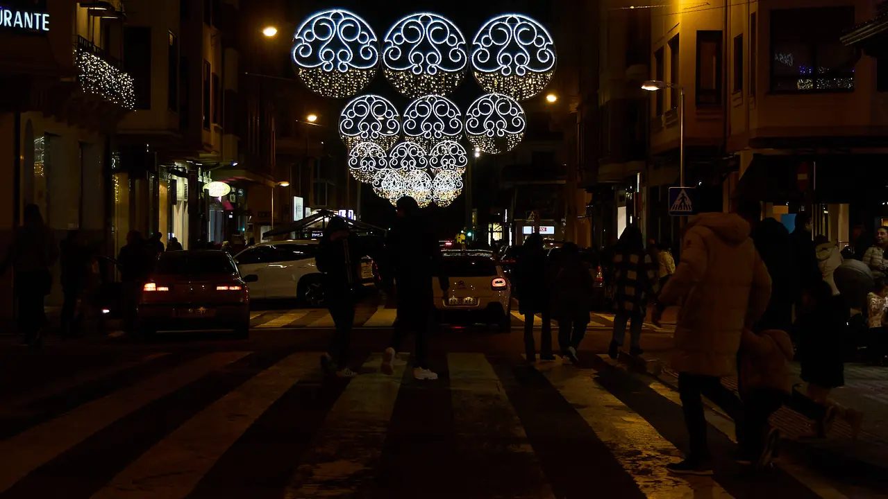 Encendido de las luces navideñas en Pamplona. IÑIGO ALZUGARAY