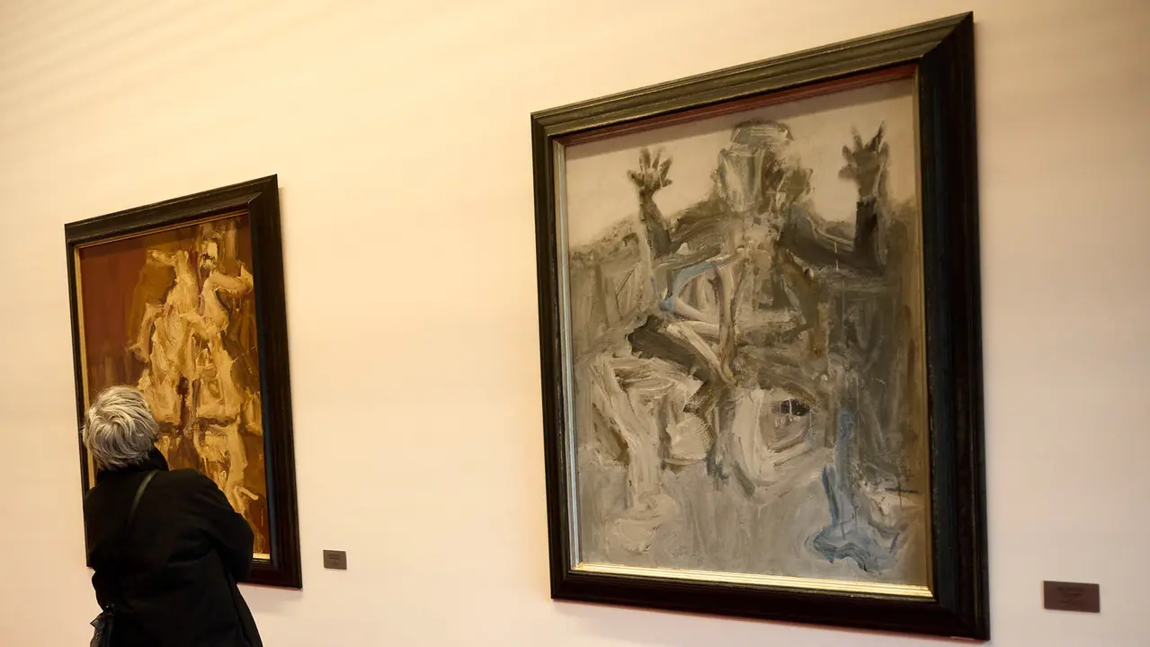 Jornada de puertas abiertas del Parlamento foral con motivo del Día de Navarra. IÑIGO ALZUGARAY