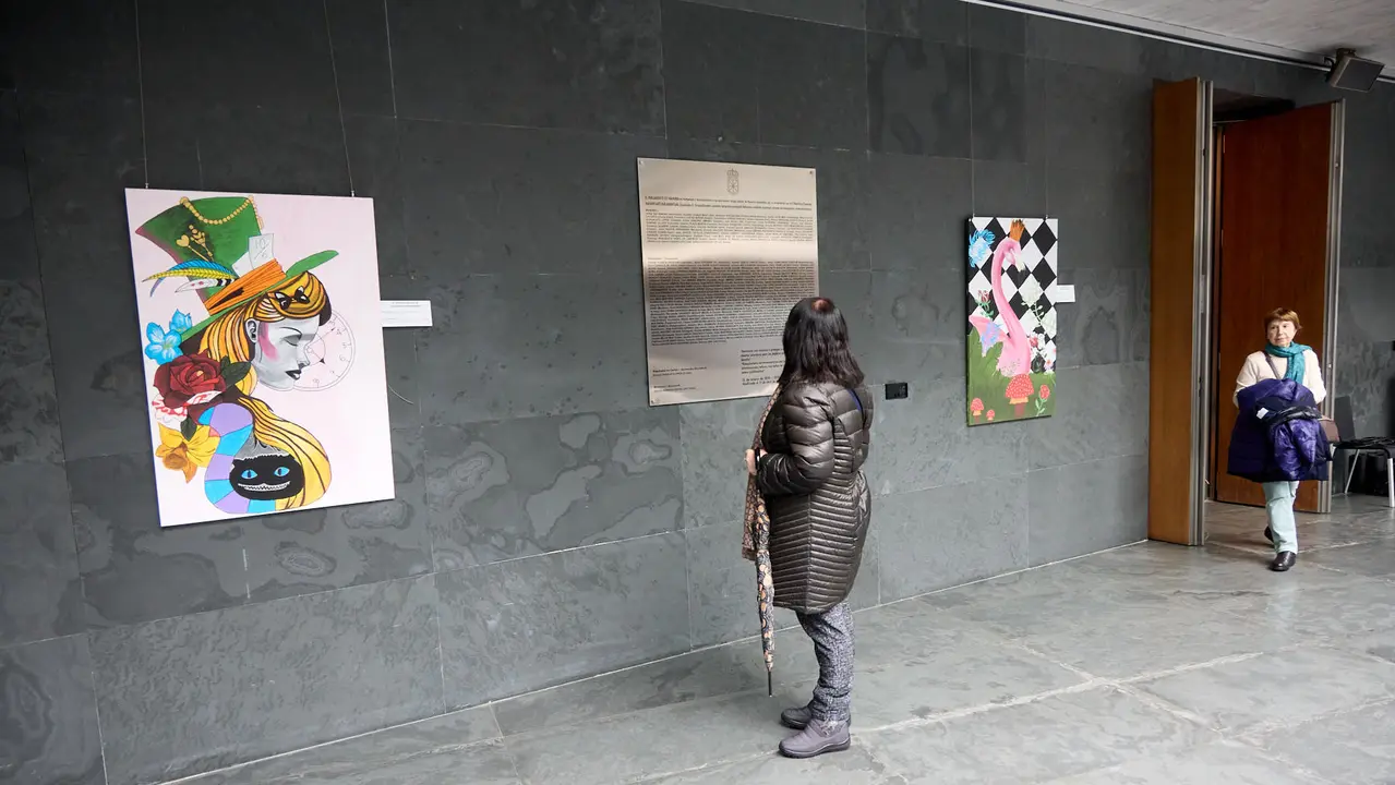 Jornada de puertas abiertas del Parlamento foral con motivo del Día de Navarra. IÑIGO ALZUGARAY