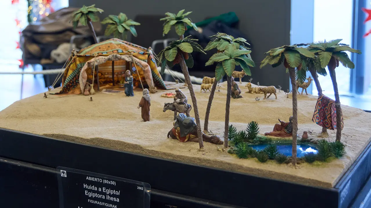Tradicional exposición de Belenes en Baluarte organizada por la Asociación de Belenistas de Pamplona. IÑIGO ALZUGARAY
