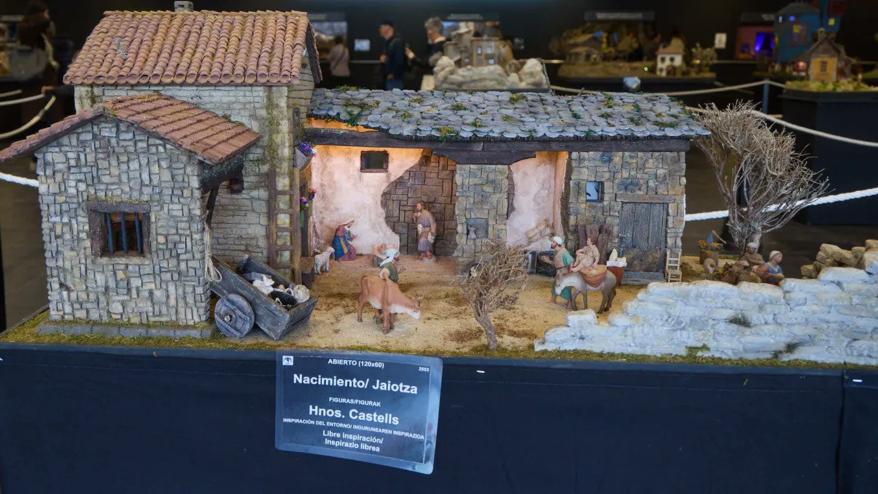 Tradicional exposición de Belenes en Baluarte organizada por la Asociación de Belenistas de Pamplona. IÑIGO ALZUGARAY