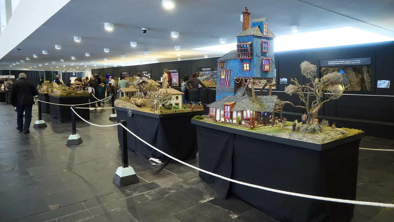 Tradicional exposición de Belenes en Baluarte organizada por la Asociación de Belenistas de Pamplona. IÑIGO ALZUGARAY