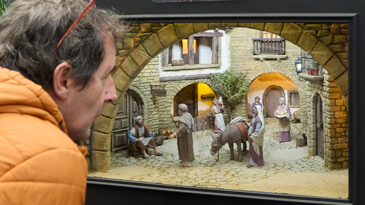 Tradicional exposición de Belenes en Baluarte organizada por la Asociación de Belenistas de Pamplona. IÑIGO ALZUGARAY