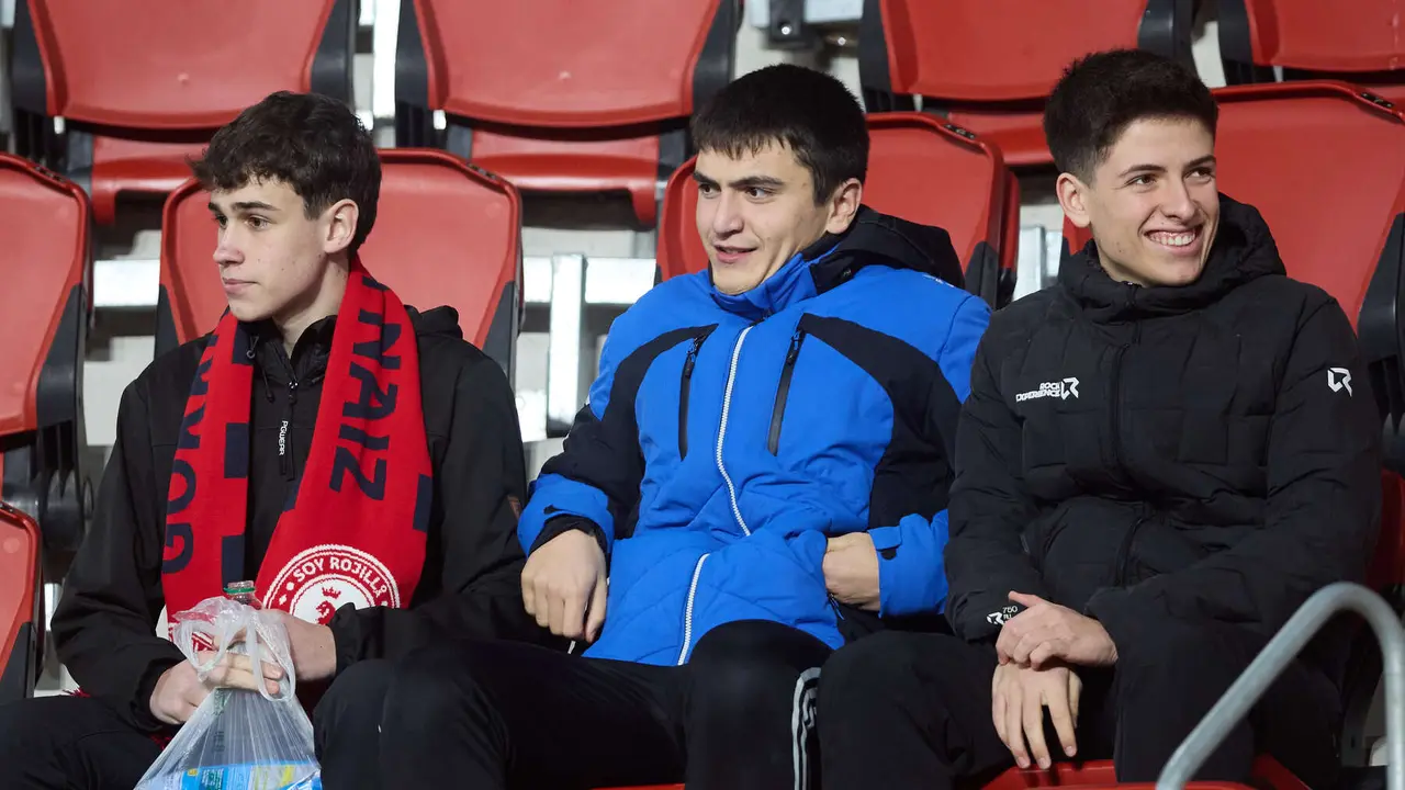 La grada del estadio de El Sadar durante el partido de La Liga EA Sports entre CA Osasuna y Levante UD disputado en Pamplona. IÑIGO ALZUGARAY