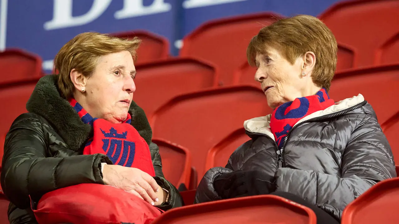 La grada del estadio de El Sadar durante el partido de La Liga EA Sports entre CA Osasuna y Levante UD disputado en Pamplona. IÑIGO ALZUGARAY