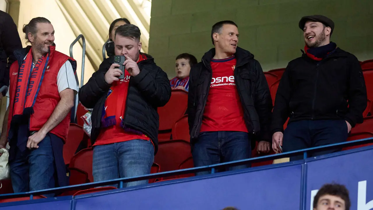 La grada del estadio de El Sadar durante el partido de La Liga EA Sports entre CA Osasuna y Levante UD disputado en Pamplona. IÑIGO ALZUGARAY