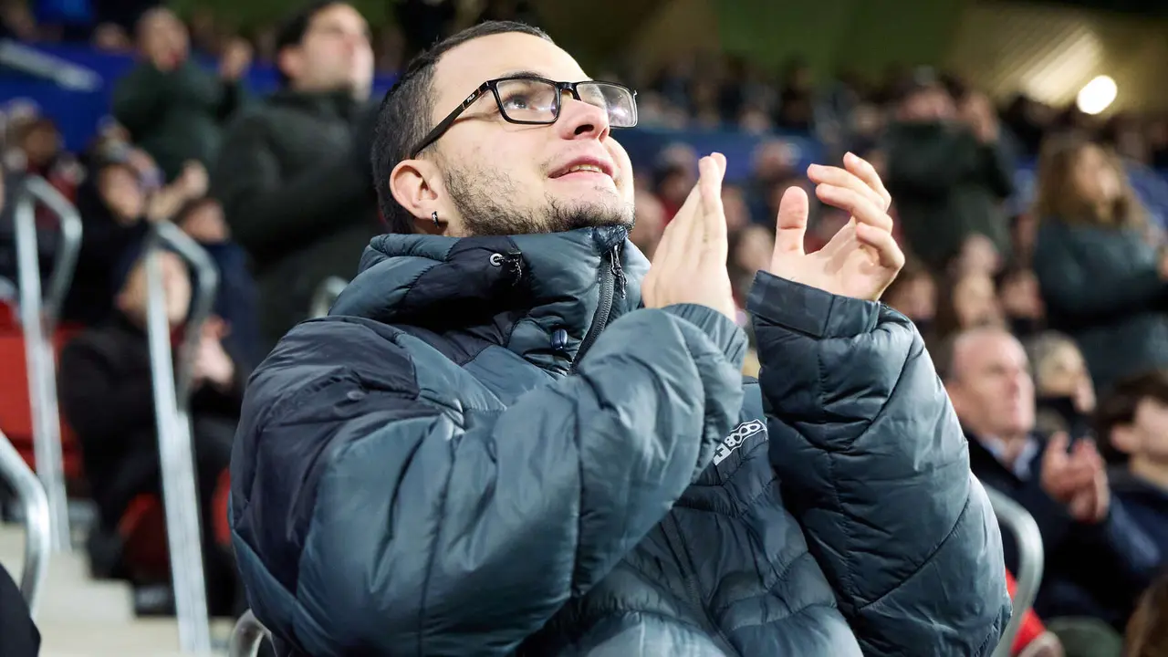La grada del estadio de El Sadar durante el partido de La Liga EA Sports entre CA Osasuna y Levante UD disputado en Pamplona. IÑIGO ALZUGARAY