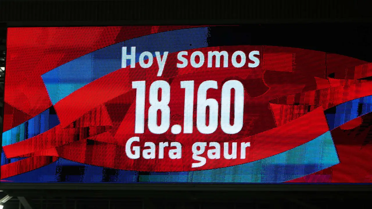 La grada del estadio de El Sadar durante el partido de La Liga EA Sports entre CA Osasuna y Levante UD disputado en Pamplona. IÑIGO ALZUGARAY