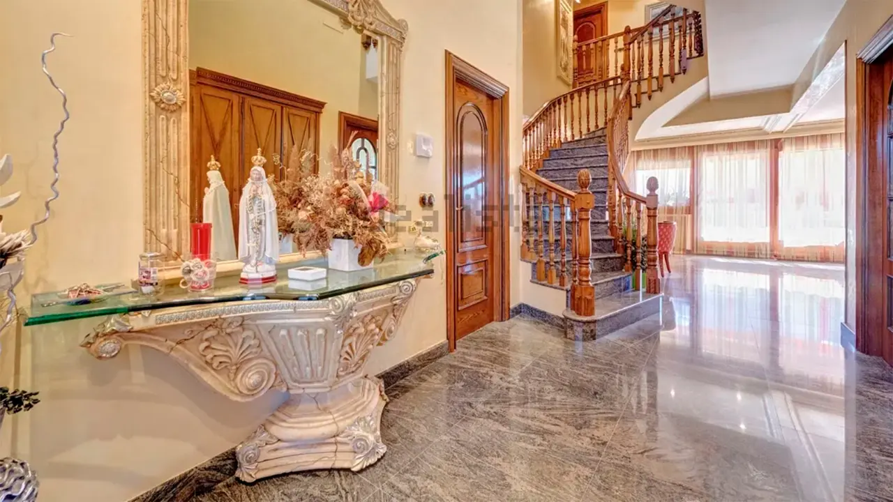 Casa en venta en San Adrián. IDEALISTA