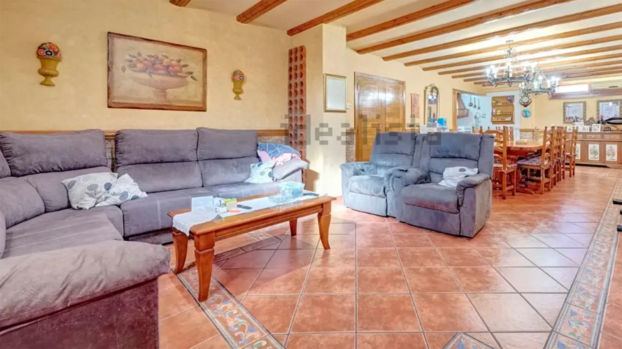 Casa en venta en San Adrián. IDEALISTA