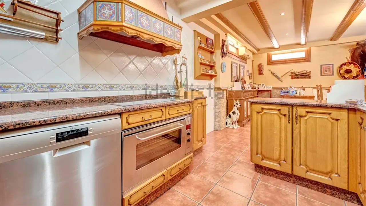 Casa en venta en San Adrián. IDEALISTA