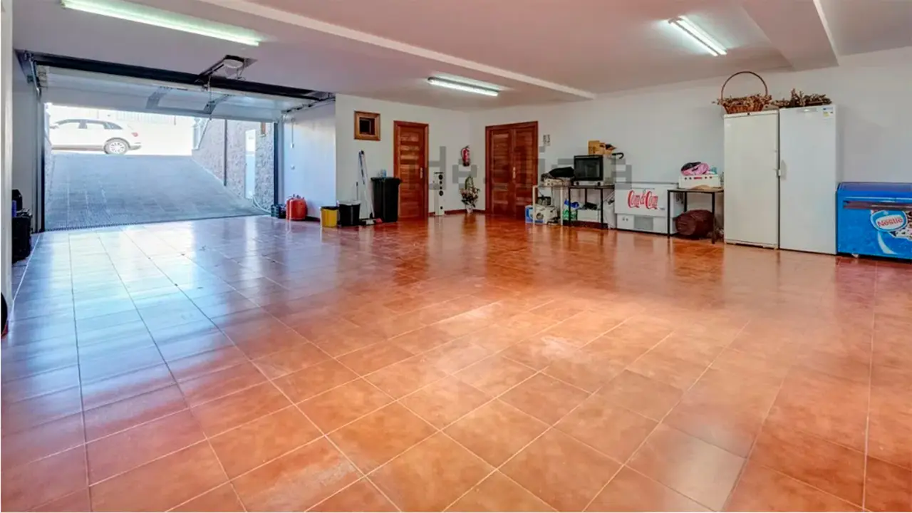 Casa en venta en San Adrián. IDEALISTA