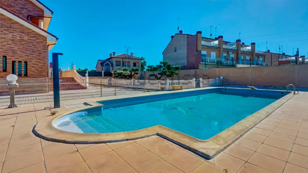 Casa en venta en San Adrián. IDEALISTA