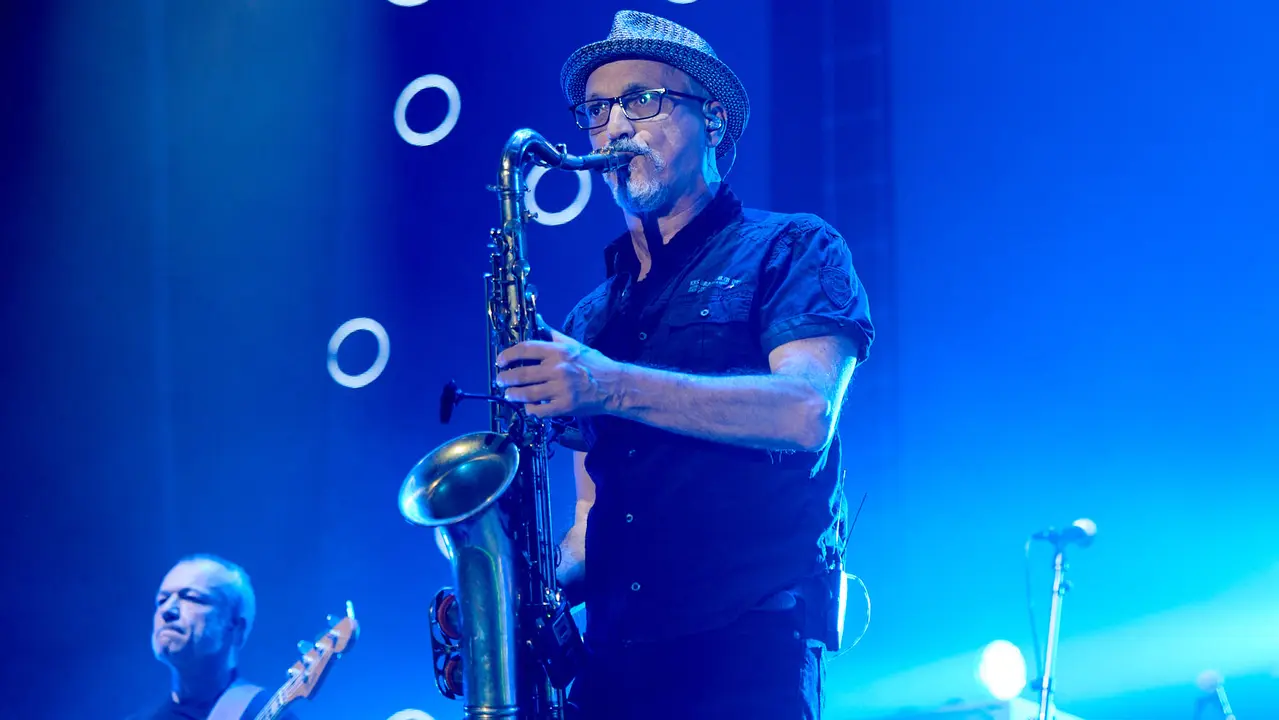 Concierto de Fito & Fitipaldis en el pabellón Navarra Arena dentro de su gira Aullidos Tour que sirve de presentación de su nuevo disco El monte de los aullidos. IÑIGO ALZUGARAY