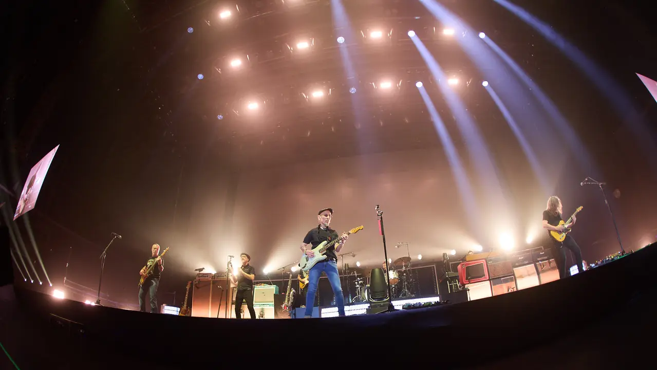 Concierto de Fito & Fitipaldis en el pabellón Navarra Arena dentro de su gira Aullidos Tour que sirve de presentación de su nuevo disco El monte de los aullidos. IÑIGO ALZUGARAY