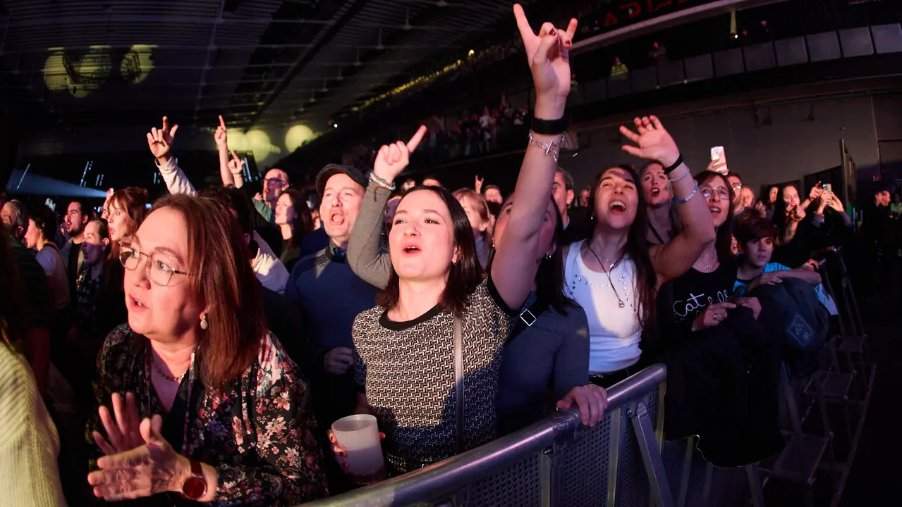 Concierto de Fito & Fitipaldis en el pabellón Navarra Arena dentro de su gira Aullidos Tour que sirve de presentación de su nuevo disco El monte de los aullidos. IÑIGO ALZUGARAY