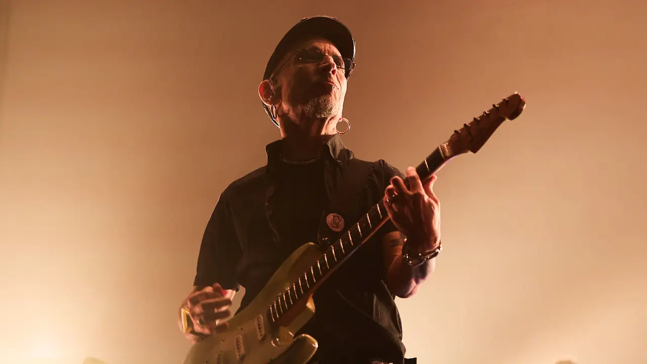 Concierto de Fito & Fitipaldis en el pabellón Navarra Arena dentro de su gira Aullidos Tour que sirve de presentación de su nuevo disco El monte de los aullidos. IÑIGO ALZUGARAY