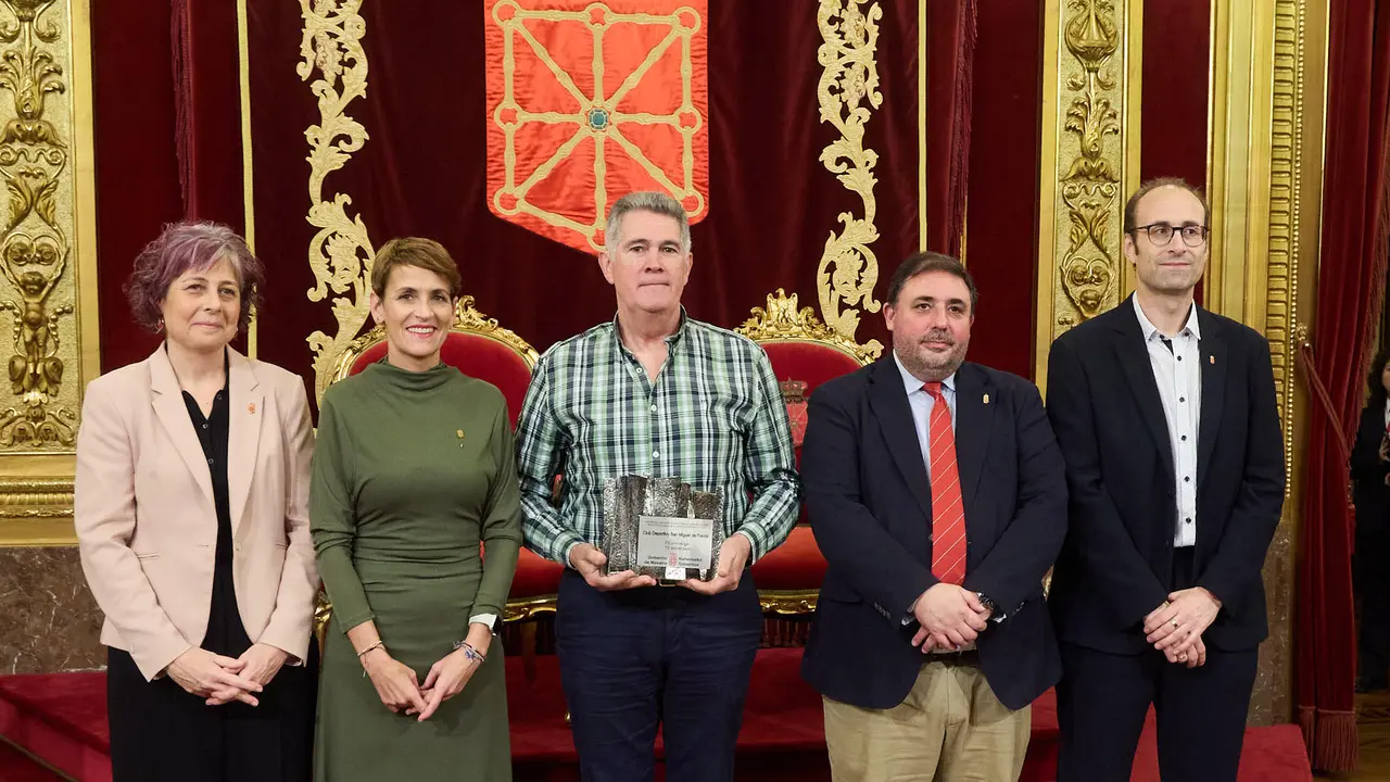 La presidenta Mar&iacute;a Chivite preside la entrega de Medallas al M&eacute;rito Deportivo 2025 en Navarra. I&Ntilde;IGO ALZUGARAY