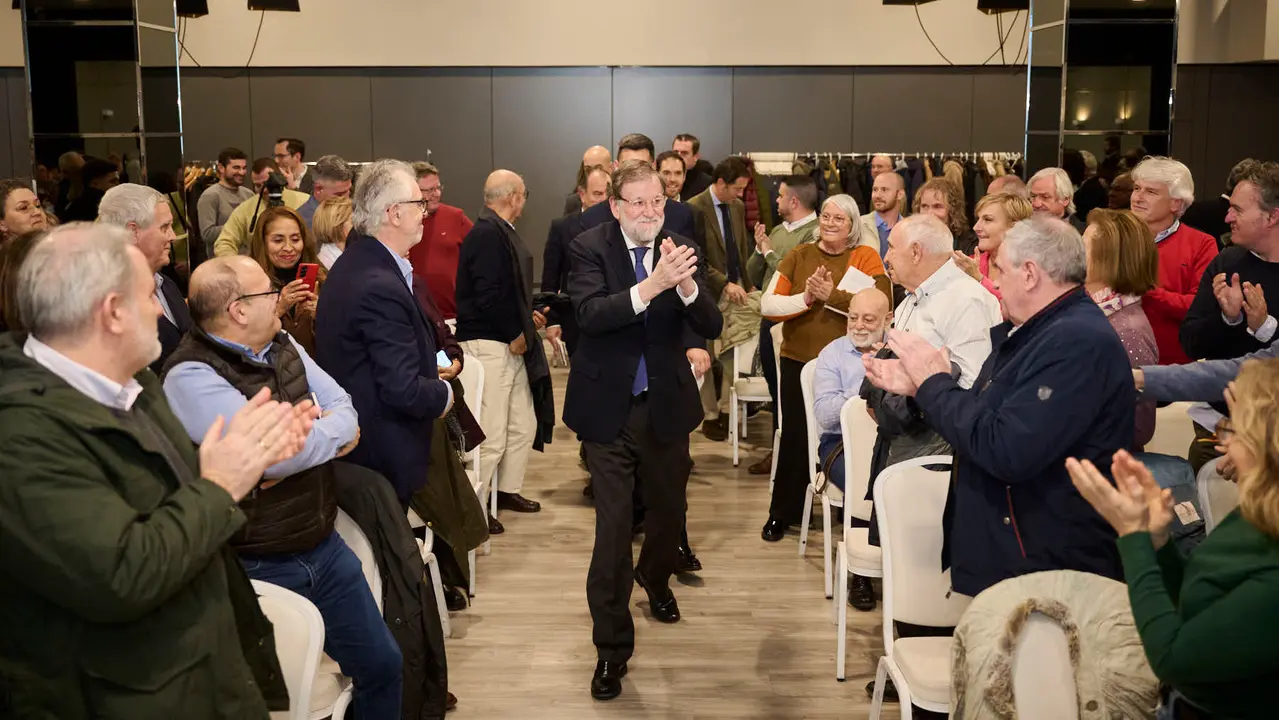 El expresidente del Gobierno de Espa&ntilde;a, Mariano Rajoy Brey, presenta su libro 'El arte de gobernar' en un acto presentado por los populares Sergio Sayas y Carlos Garc&iacute;a Adanero que clausurar&aacute; el presidente del PPN, Javier Garc&iacute;a. PABLO LASAOSA