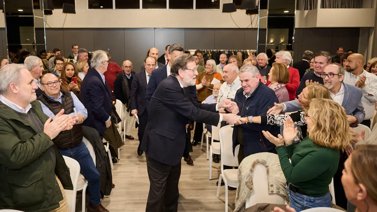 El expresidente del Gobierno de Espa&ntilde;a, Mariano Rajoy Brey, presenta su libro 'El arte de gobernar' en un acto presentado por los populares Sergio Sayas y Carlos Garc&iacute;a Adanero que clausurar&aacute; el presidente del PPN, Javier Garc&iacute;a. PABLO LASAOSA