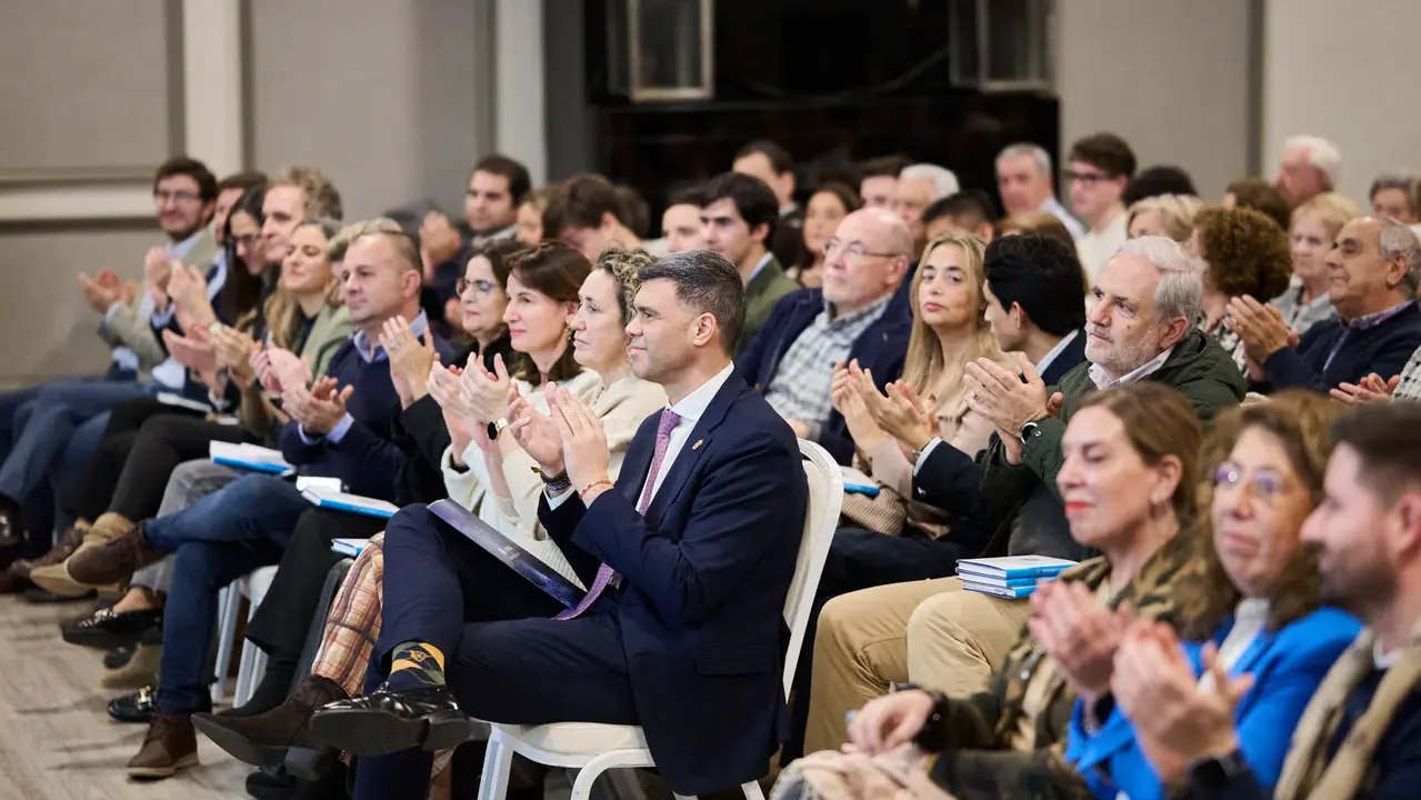 El expresidente del Gobierno de Espa&ntilde;a, Mariano Rajoy Brey, presenta su libro 'El arte de gobernar' en un acto presentado por los populares Sergio Sayas y Carlos Garc&iacute;a Adanero que clausurar&aacute; el presidente del PPN, Javier Garc&iacute;a. PABLO LASAOSA