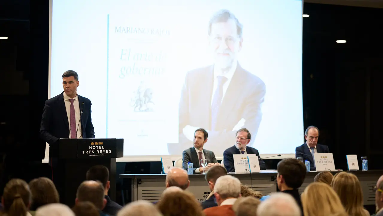 El expresidente del Gobierno de Espa&ntilde;a, Mariano Rajoy Brey, presenta su libro 'El arte de gobernar' en un acto presentado por los populares Sergio Sayas y Carlos Garc&iacute;a Adanero que clausurar&aacute; el presidente del PPN, Javier Garc&iacute;a. PABLO LASAOSA